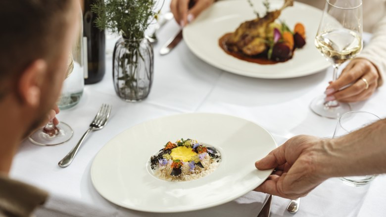 Purer Genuss in 10 Haubenlokalen im Weinviertel, © Weinviertel Tourismus / Michael Reidinger Purer Genuss in 10 Haubenlokalen im Weinviertel, © Weinviertel Tourismus / Michael Reidinger