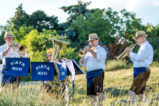 Tafeln bei musikalischen Klängen, © Weinviertel Tourismus / Herbst Tafeln bei musikalischen Klängen, © Weinviertel Tourismus / Herbst