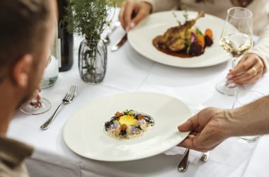 Wirtshausgenuss, © Weinviertel Tourismus / Michael Reidinger Wirtshausgenuss, © Weinviertel Tourismus / Michael Reidinger