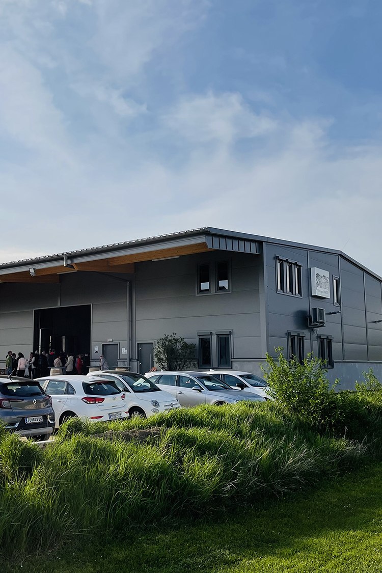 Weingut Hirtl, © Weingut Hirtl Weingut Hirtl, © Weingut Hirtl