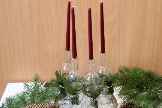 Kerzen in den Flaschenhals., © Weinviertel Tourismus Kerzen in den Flaschenhals., © Weinviertel Tourismus