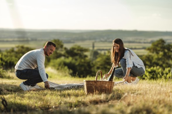 Bieten Sie als Picknick im Weinviertel-Partner Jause & Genuss in der Natur an!, © Weinviertel Tourismus / Michael Reidinger Bieten Sie als Picknick im Weinviertel-Partner Jause & Genuss in der Natur an!, © Weinviertel Tourismus / Michael Reidinger