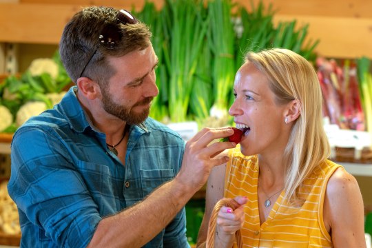 wo fleißig gepflückt und genascht wird., © Weinviertel Tourismus / Himml wo fleißig gepflückt und genascht wird., © Weinviertel Tourismus / Himml