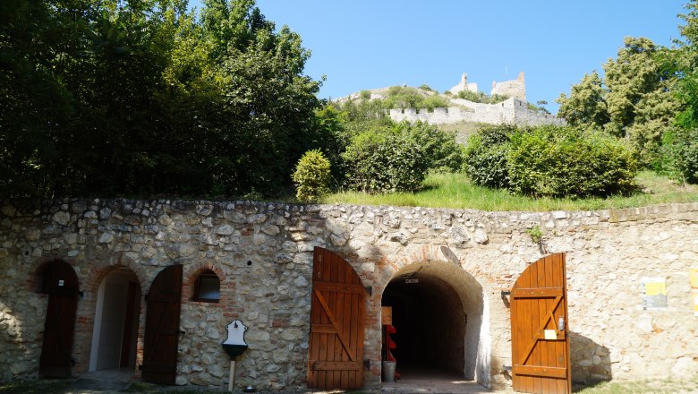 Schlosskeller, © Marktgemeinde Staatz Schlosskeller, © Marktgemeinde Staatz