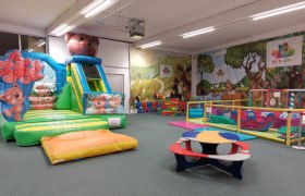 Hubsi Land, © Rausch Alexander Hubsi Land, © Rausch Alexander