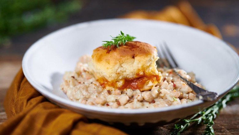 Wuchteln mit Fisolen, © Florentina Klampferer / LEADER Region Weinviertel Ost Wuchteln mit Fisolen, © Florentina Klampferer / LEADER Region Weinviertel Ost