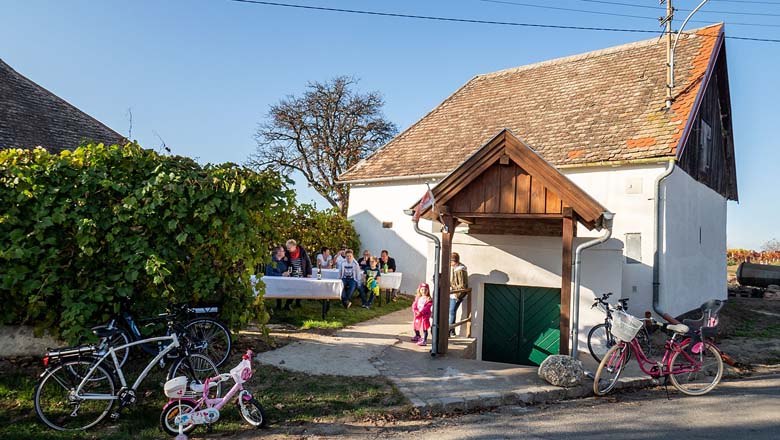 Keller-Wohlfühlplatz Großkadolz, © Initiative Pulkautal / Mödl Keller-Wohlfühlplatz Großkadolz, © Initiative Pulkautal / Mödl