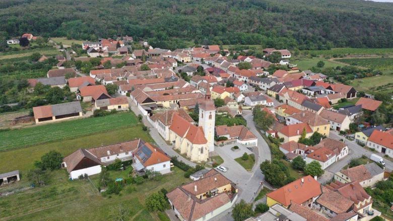 Waitzendorf church, © Wöber Christian Waitzendorf church, © Wöber Christian