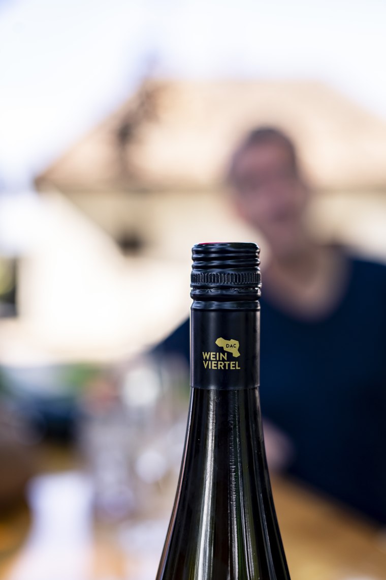 Weinflasche, © Weinviertel Tourismus / Herbst Weinflasche, © Weinviertel Tourismus / Herbst
