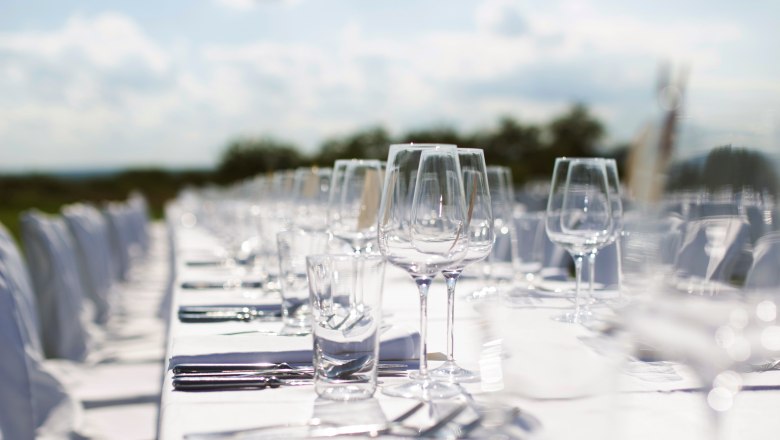 Tafeln im Weinviertel , © Weinviertel Tourismus / Wurnig Tafeln im Weinviertel , © Weinviertel Tourismus / Wurnig