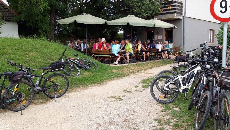 Raststation, © Wortha und Bauer Raststation, © Wortha und Bauer