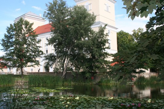 Das märchenhafte Wasserschloss in Wolkersdorf kann bei einer Führung entdeckt werden ..., © Stadtgemeinde Wolkersdorf