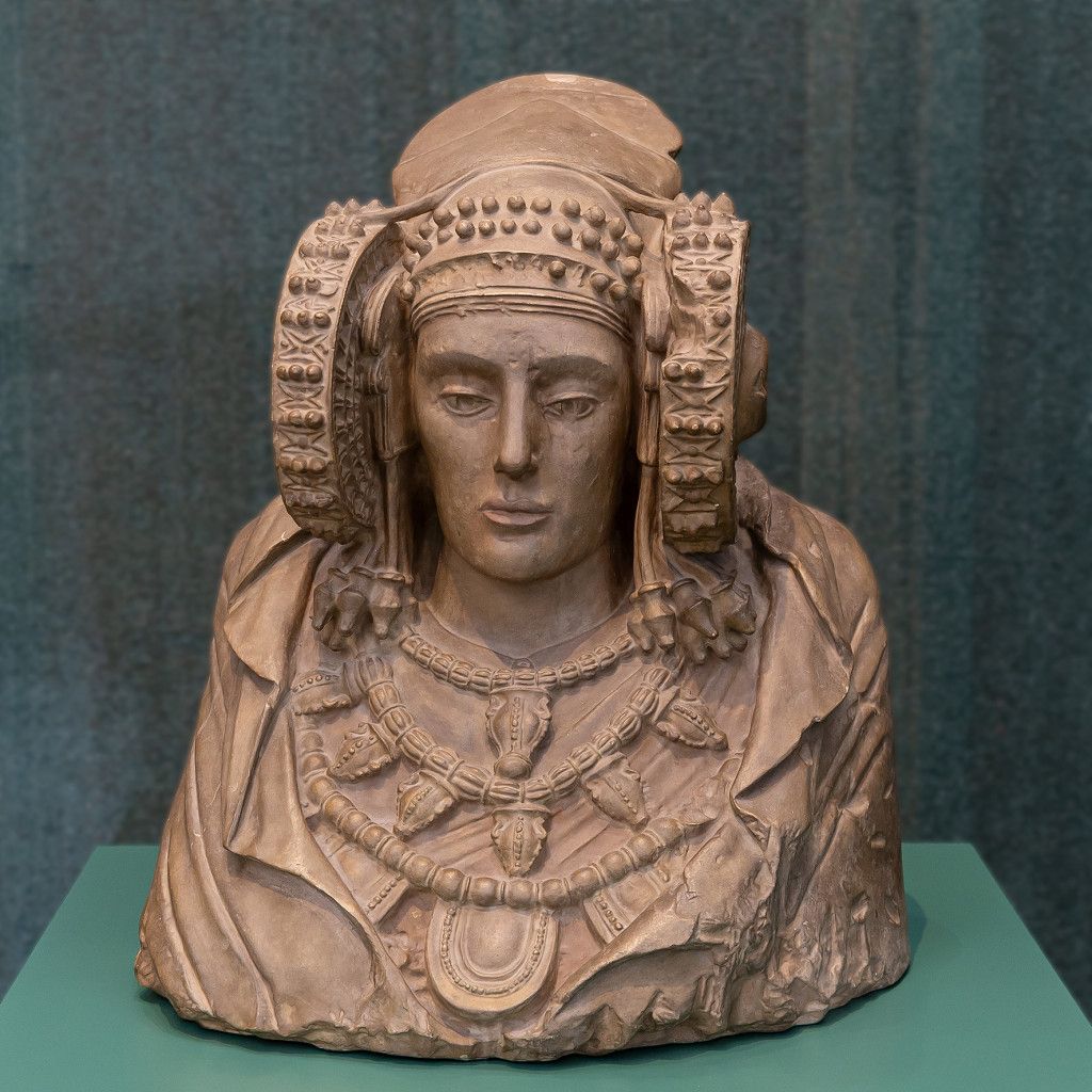 Die weltberühmte Dama del Elche (Replik) zieht die Menschen in ihren Bann