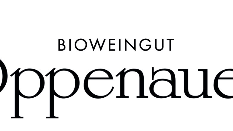 Logo des Bioweinguts Oppenauer in schwarzer Schrift auf wei&szlig;em Hintergrund.