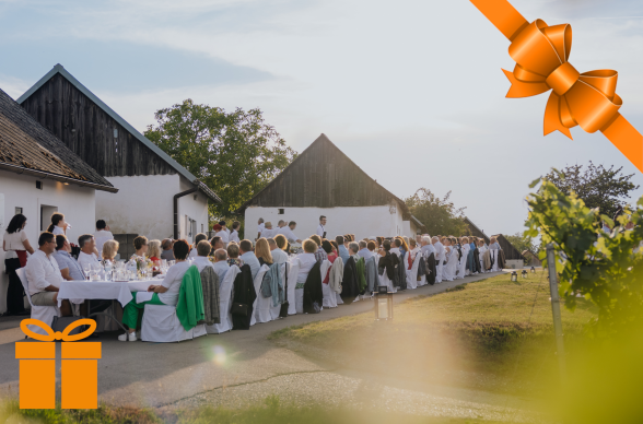 Tafeln im Weinviertel, © Weinviertel Tourismus / Creating Click