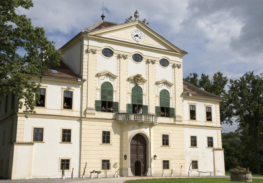 Schloss Kirchstetten Ehrenhof