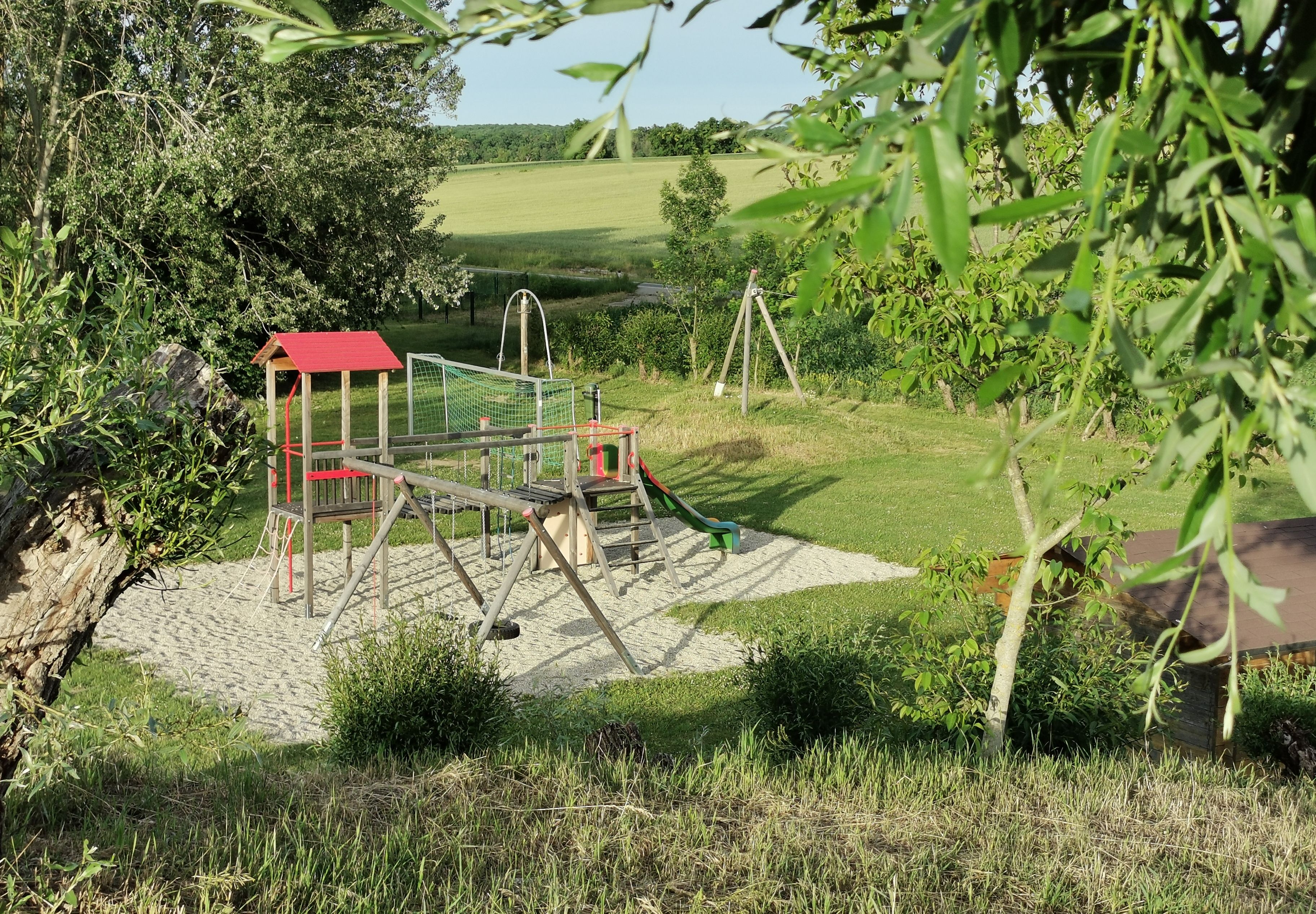 260604 Weidenspielplatz Thern c_Renate Mihle (5)