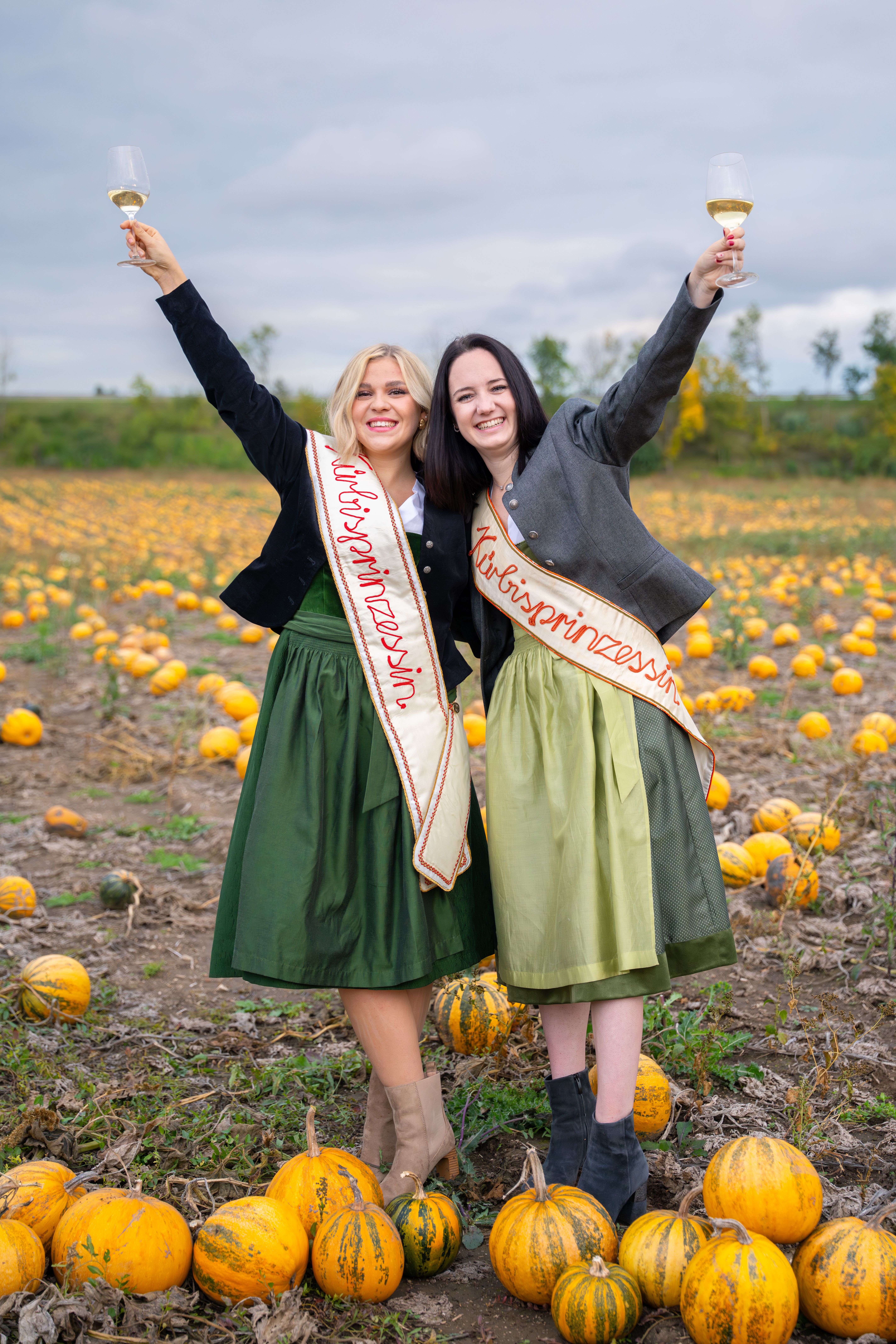 Die beiden Kürbisprinzessinnen Lea I und Clara I