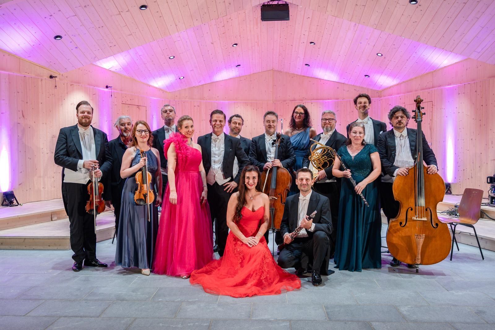 Wein, Weib und Gesang - Operetten-Gala-Abend mit Simona Eisinger, Michael Havlicek und dem HerzTakt 