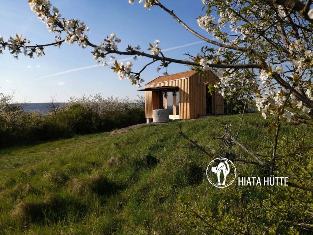 Rosis Hiatahütte mit herrlicher Lage am Kalvarienberg