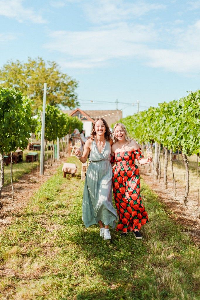 Laura und Sophie laden ein!