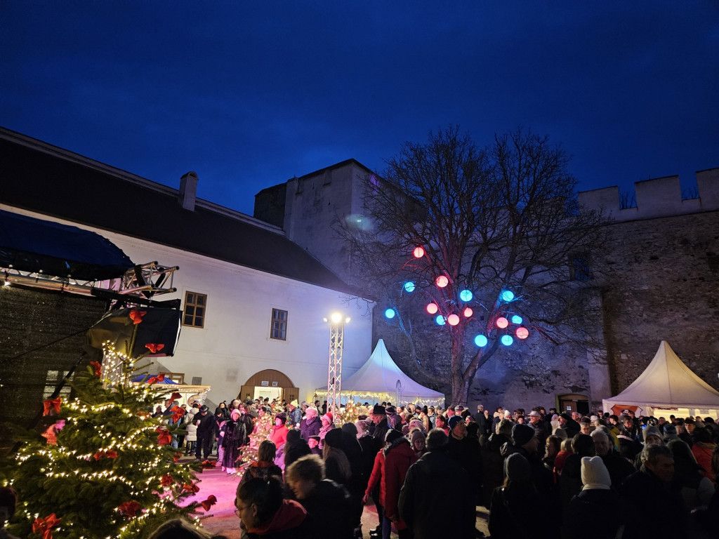 Advent in der Burg 2025