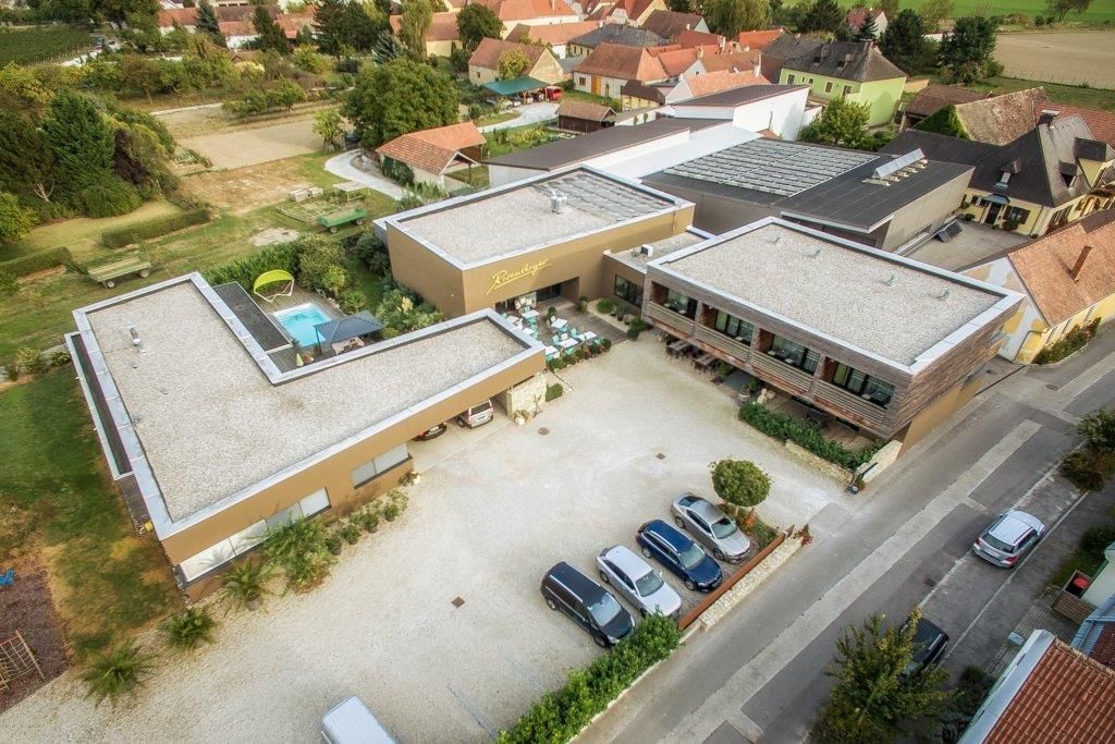 Weingut Rosenberger Luftaufnahme Drohne