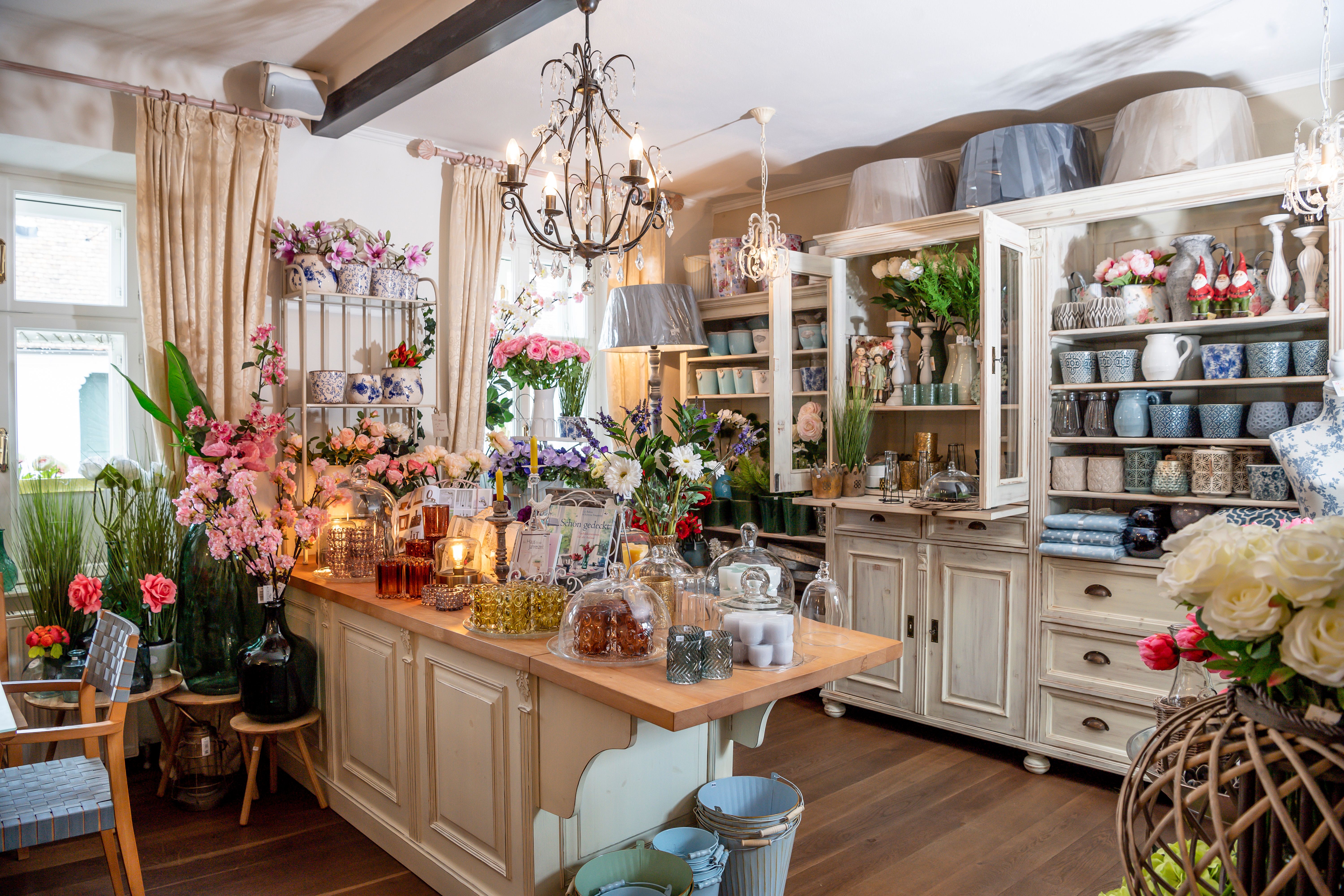 Laden mit Deko-Artikeln.