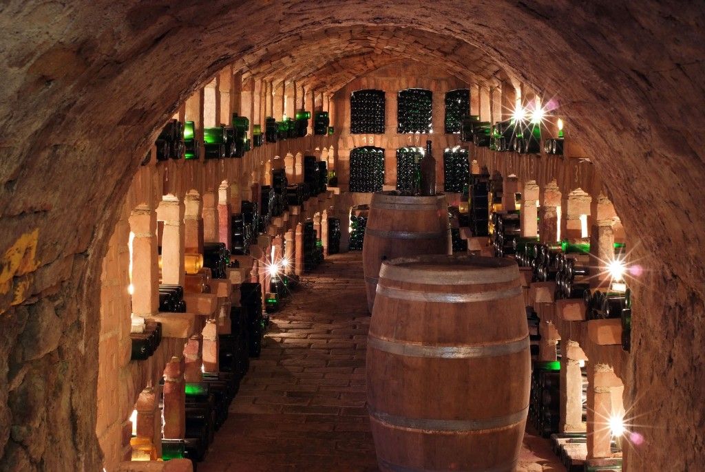 Altweinvinothek im Salomon-Keller