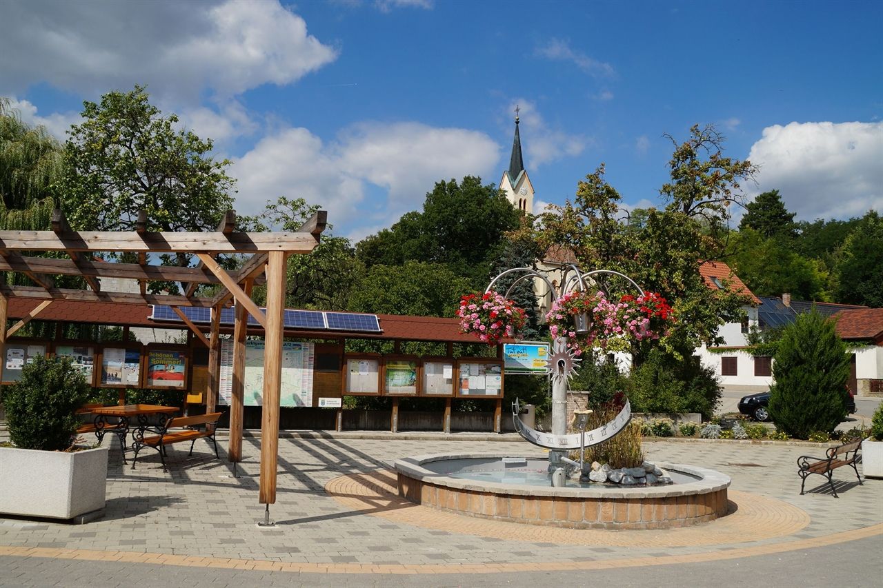 Wultendorf, Europaplatz