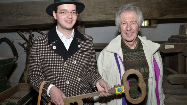 Cellar lane guide, &copy; Franz Enzmann