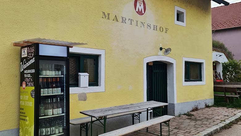 Radlerstop Kellergasse Neusiedl, &copy; Weingut Martinshof / Holzhauser