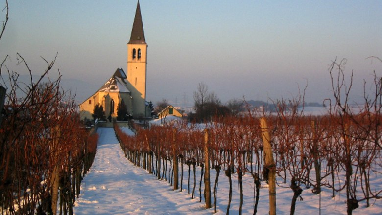 Kirche im Winter, © Gemeinde Stetten