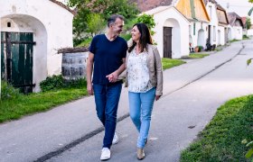 Kellergassenf&uuml;hrung, &copy; Weinviertel Tourismus / Robert Herbst