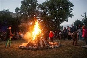 Sommersonnwendnacht auf der Burgruine Falkenstein