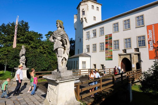 40.000 Jahre Menscheitsgeschichte können im MAMUZ Schloss Asparn/Zaya erlebt werden ..., © Weinviertel Tourismus / Horvath