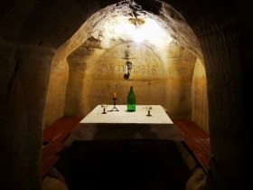 Sehenswerte Keller in der Kellergasse H&uuml;hnerkoppel, &copy; Weinstra&szlig;e Weinviertel West