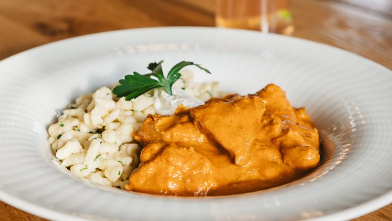 Chicken with paprika and dumplings at Restaurant Kr&auml;utergarten