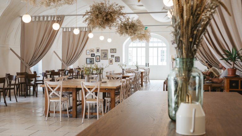 Restaurant Kräutergarten, Schloss Hof, © SKB