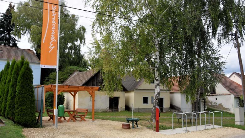 Rastplatz Kellergasse Hörersdorf, © Gemeinde Mistelbach / Mark Schönmann