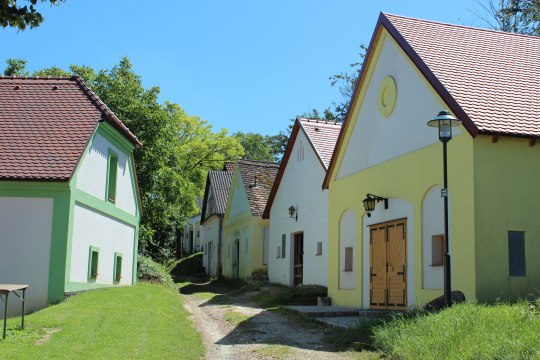Kellerdorf Loamgrui in Unterstinkenbrunn, © Weinviertel Tourismus / Mandl